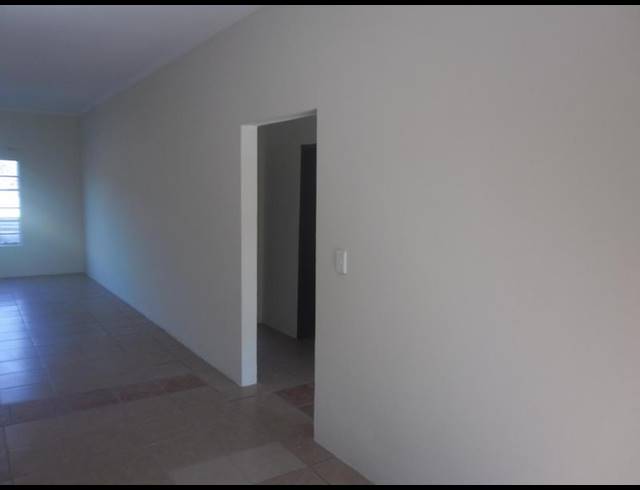 2 BEDROOM PROPERTY TO RENT IN GEZINA